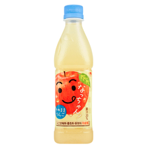 Load image into Gallery viewer, Suntory Natchan Apple Soft Drink (425ml)(Japan)
